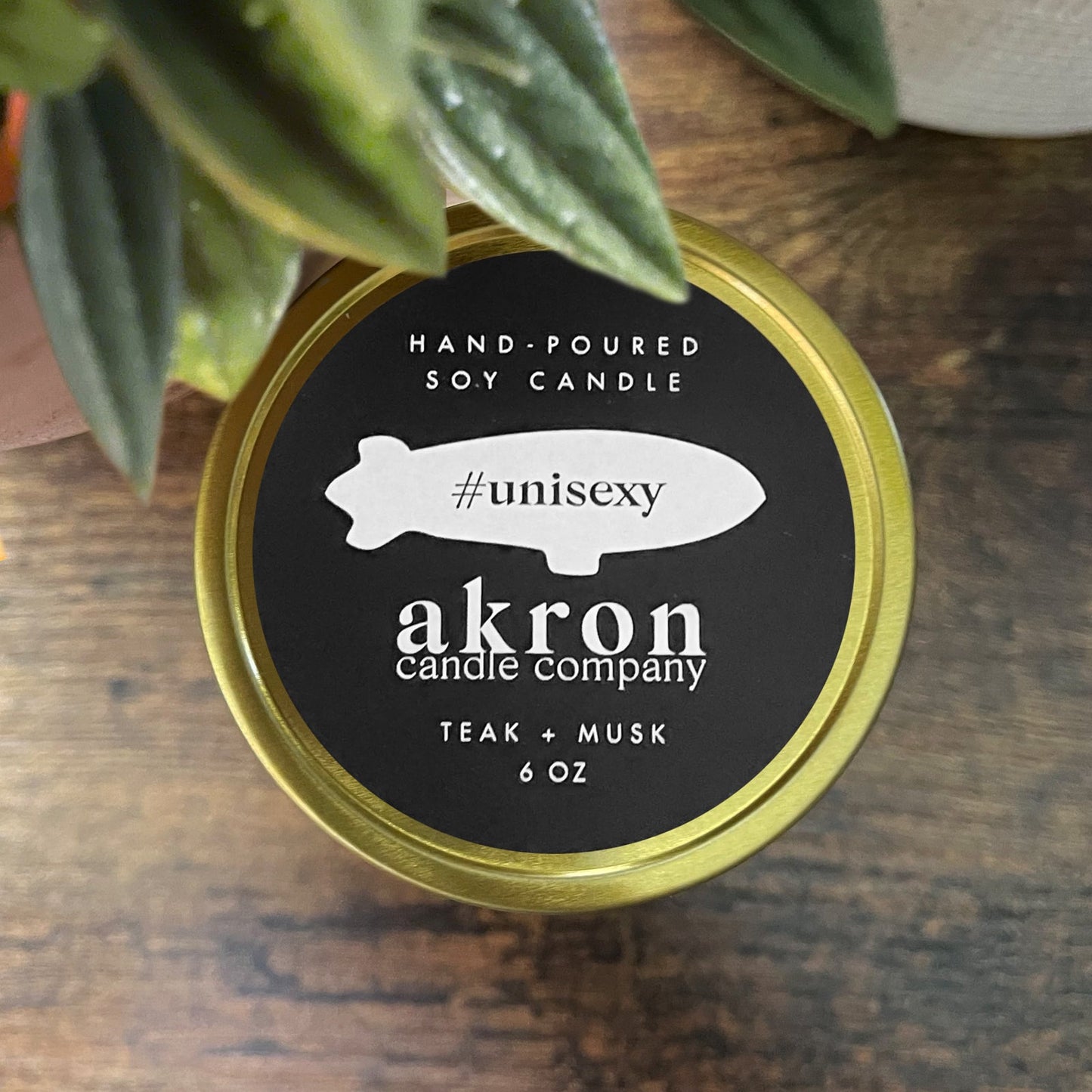 #unisexy : Teak + Musk - Urban Buzz